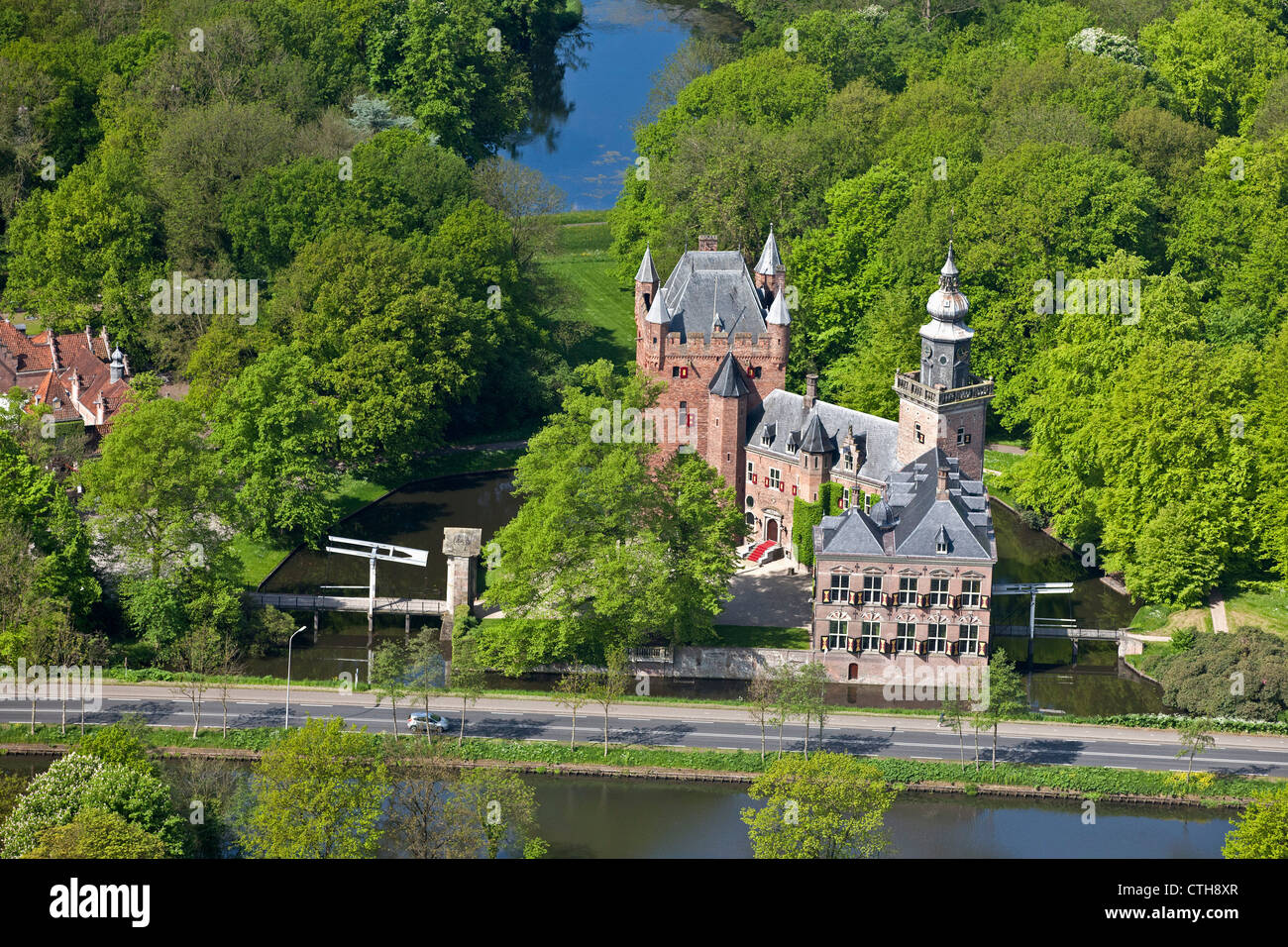 Netherlands, Breukelen, Castle Nyenrode (formerly called Nijenrode) along the river Vecht. Location of Nyenrode Business University. Aerial. Stock Photo