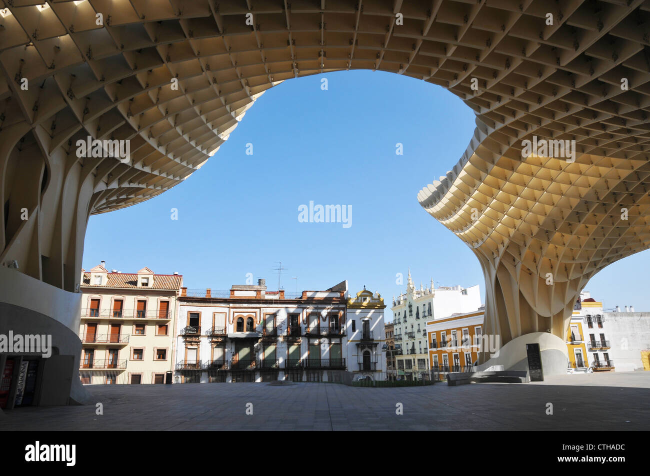Plaza de la Encarnacion, Metropol parasol, modern architectural structure, open space, period buildings, Seville, Spain Stock Photo