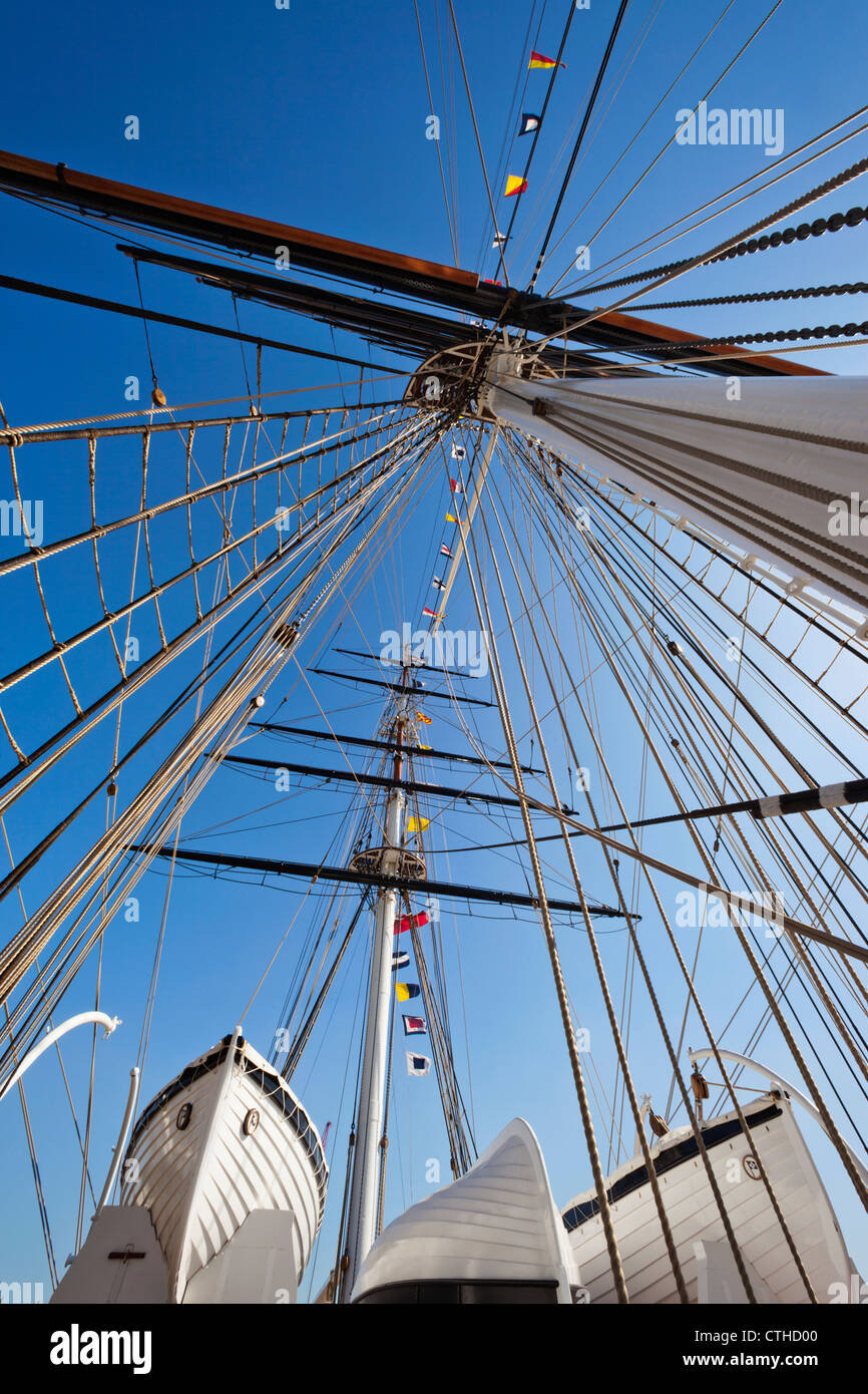 England, London, Greenwich, Cutty Sark, Ship's Masts Stock Photo