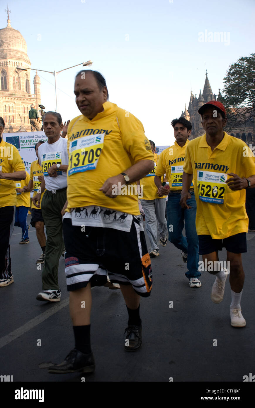 Standard chartered marathon hires stock photography and images Alamy