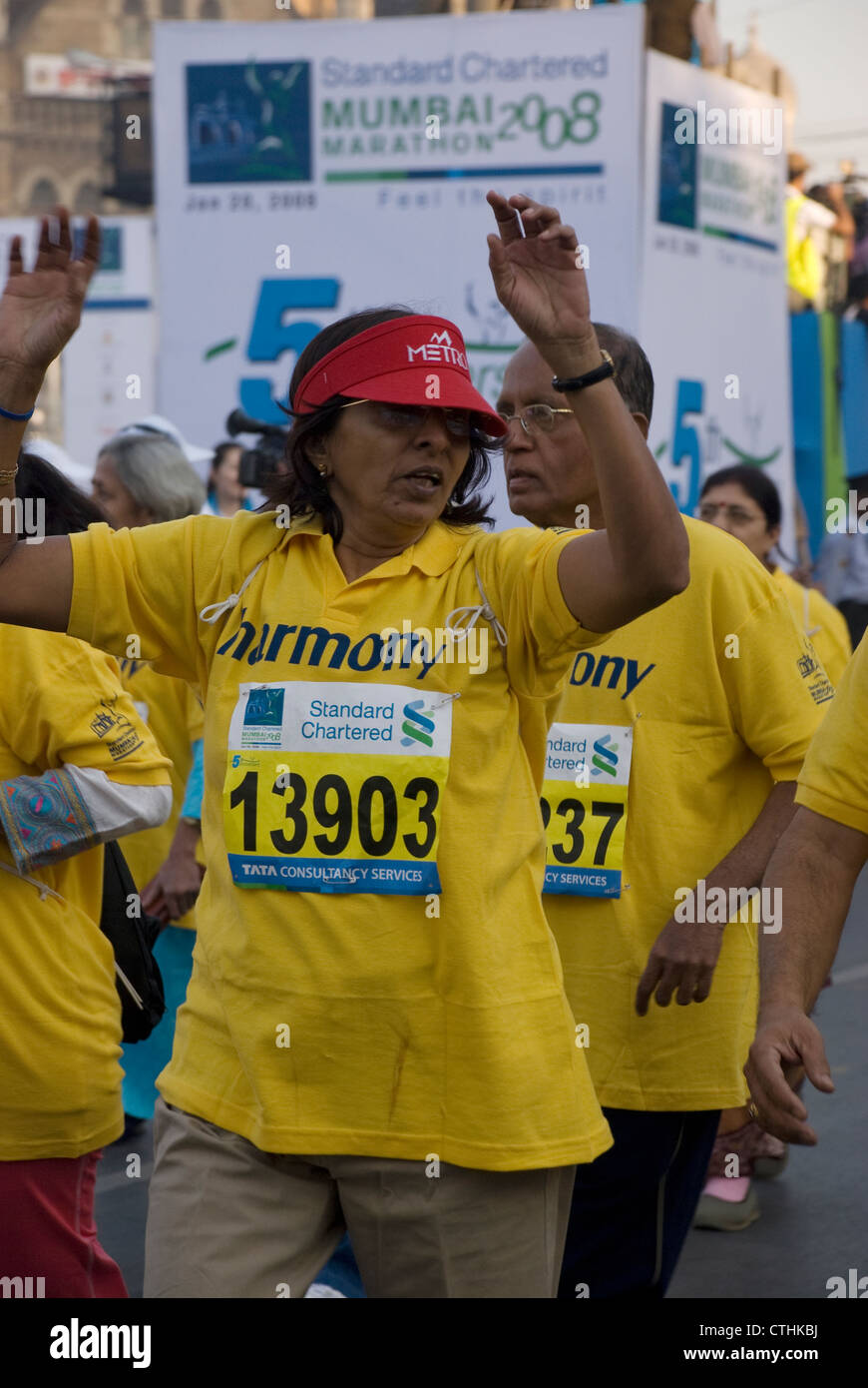 Standard chartered marathon hires stock photography and images Alamy