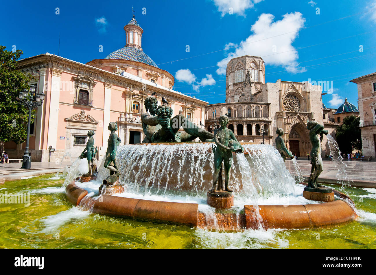 Turia fountain, Plaza de la Virgen, Valencia, Spain Stock Photo