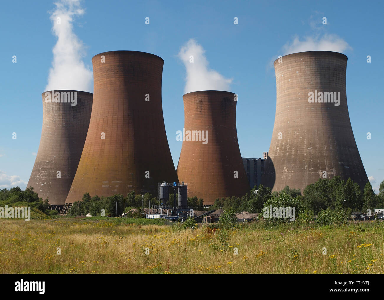 coal fired power station with cooling towers releasing steam into atmosphere - Rugeley Staffordshire Stock Photo