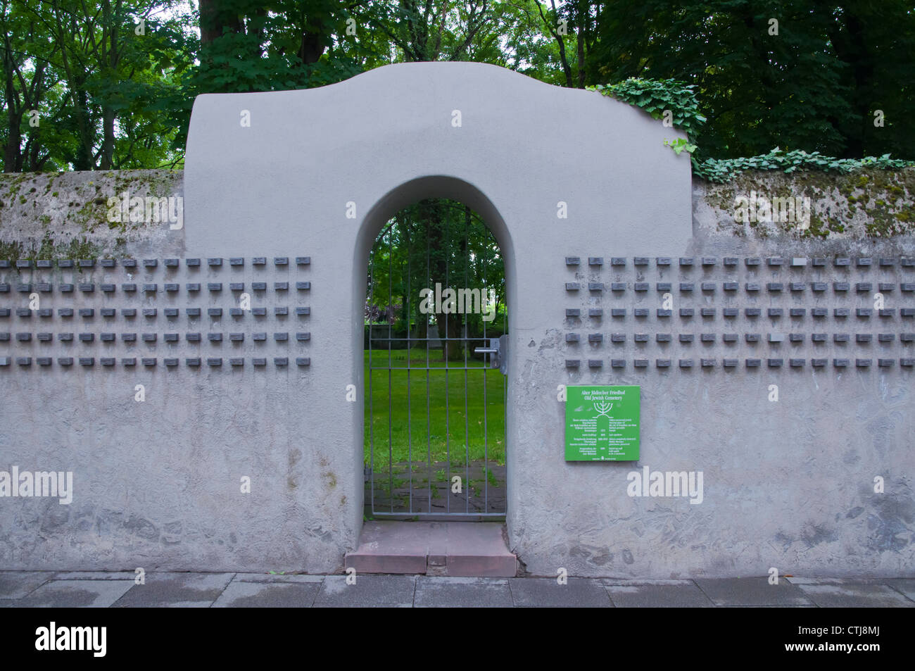 Judischer Friedhof the Jewish cemetery Frankfurt am Main city state of Hesse Germany Europe Stock Photo