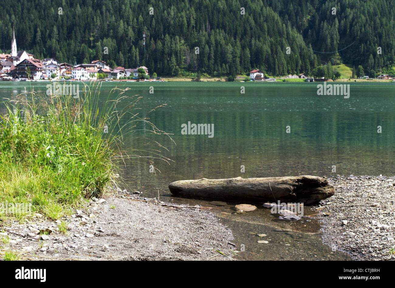 Iron mountain lake hires stock photography and images Alamy