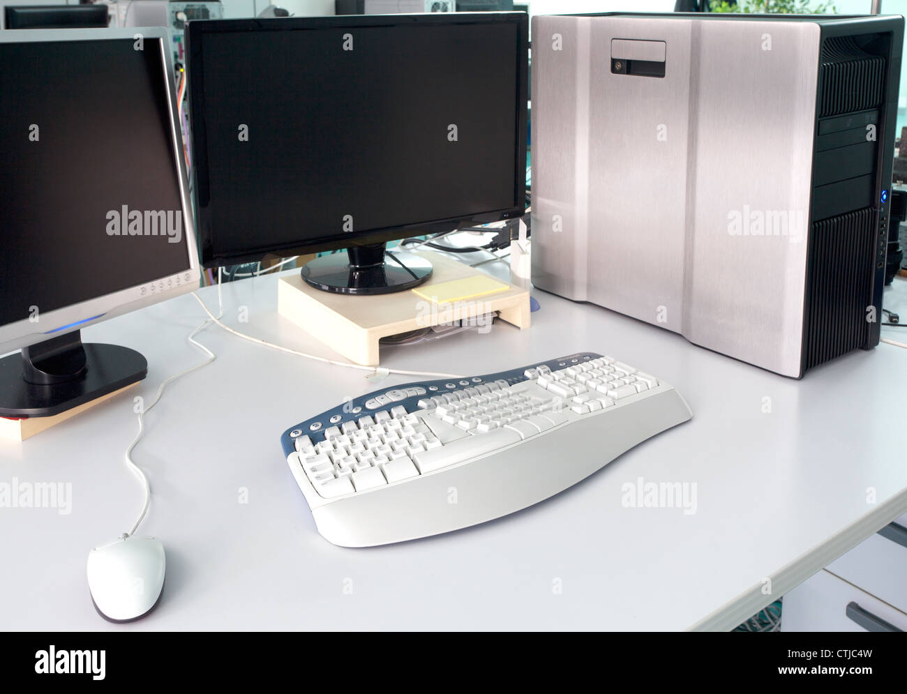 Office desk with computer Stock Photo - Alamy
