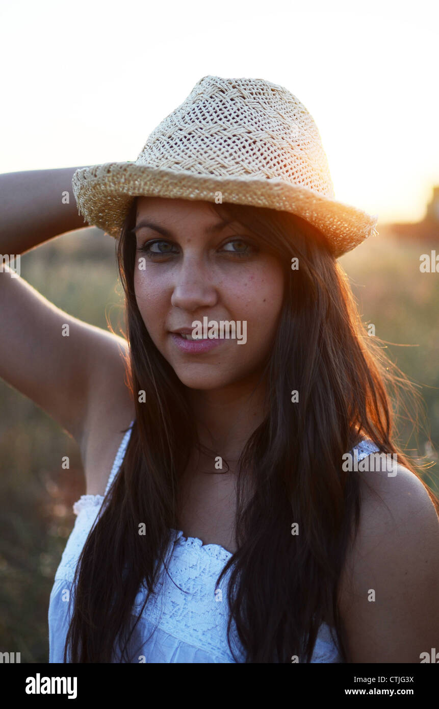 Exterior portrait of cute young woman Stock Photo - Alamy