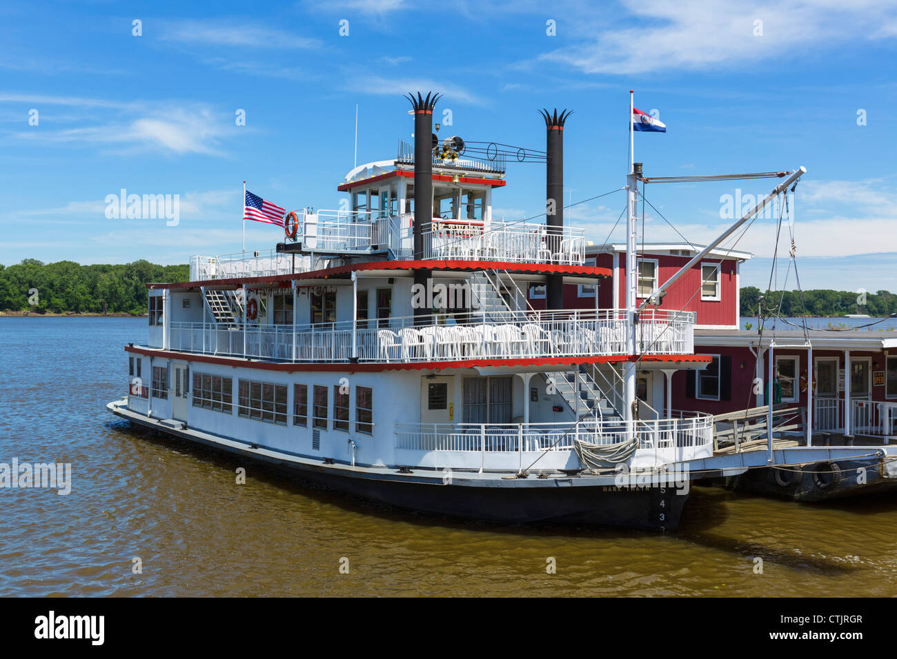 The Mark Twain riverboat moored on the Mississippi River in Hannibal, Missouri, home town of Mark Twain, USA Stock Photo