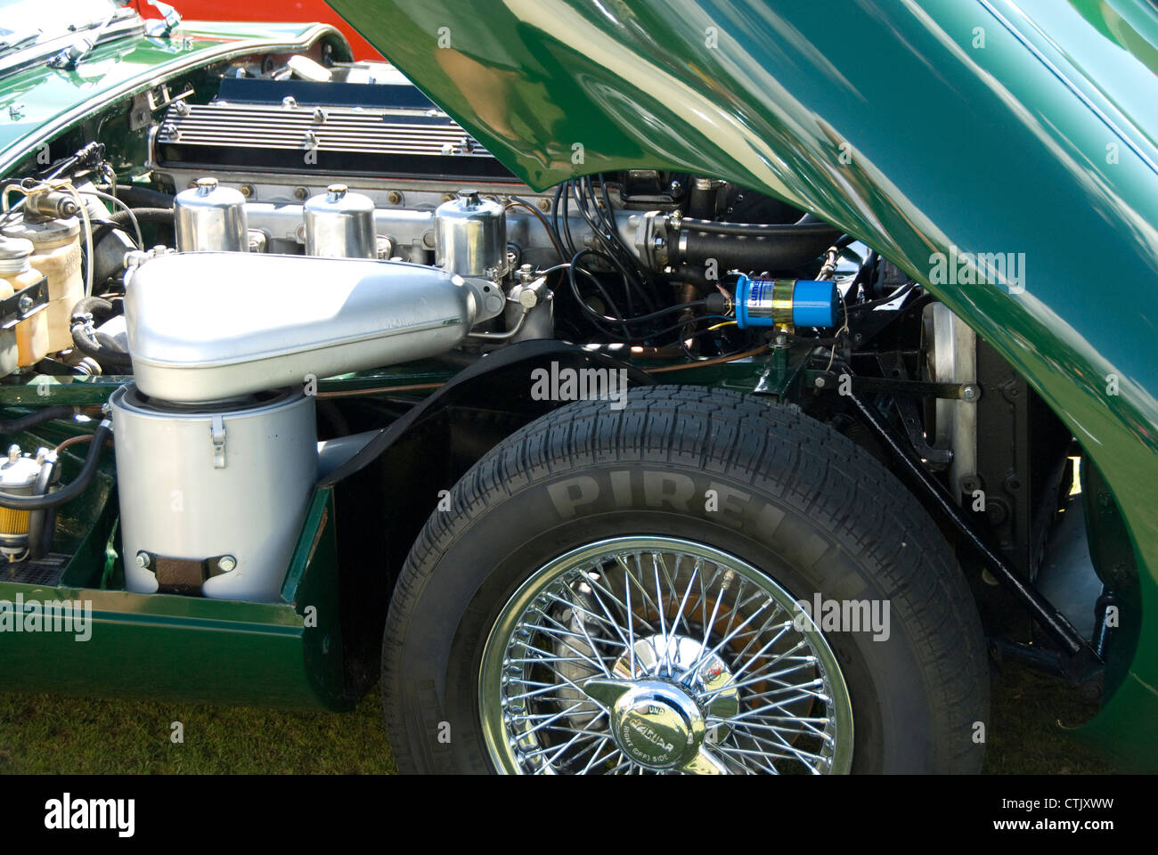 Jaguar engine hires stock photography and images Alamy