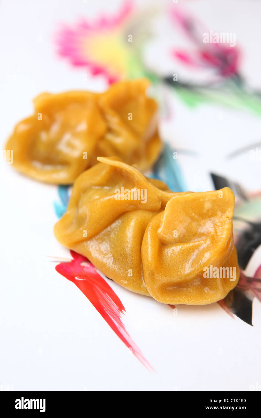 Steamed Gyoza (Jiaozi) A Chinese dumpling Stock Photo Alamy