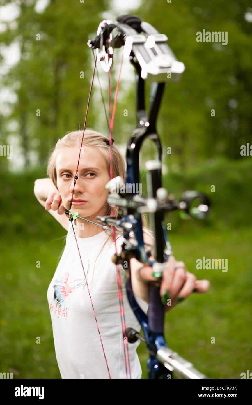 Archery hires stock photography and images Alamy