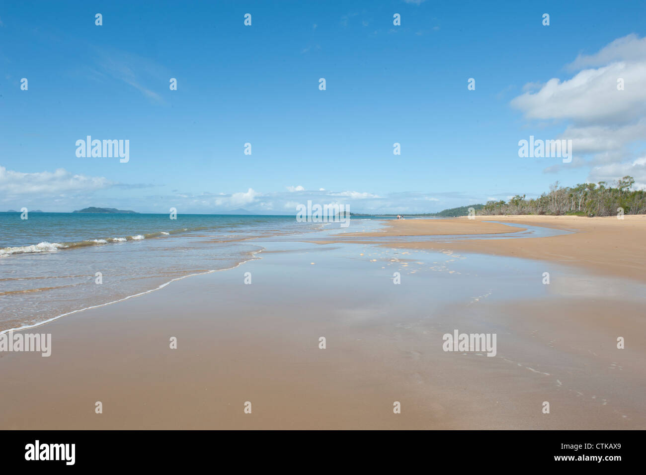 Low tide at Wongaling beach, a part of Mission Beach, on the Cassowary