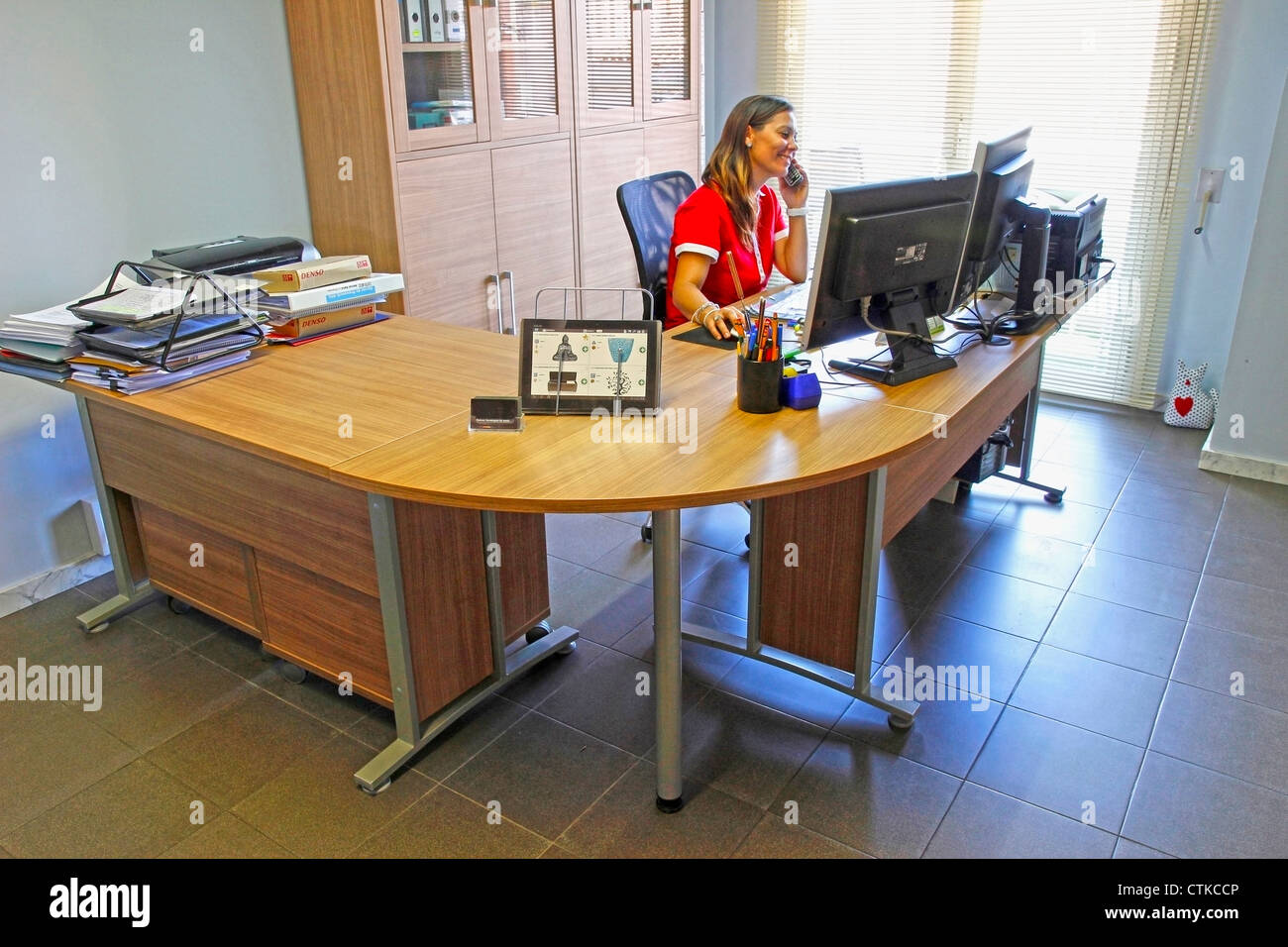 Employee worker workers working work hi-res stock photography and ...