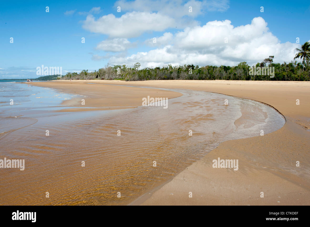 Mission beach queensland hires stock photography and images Alamy