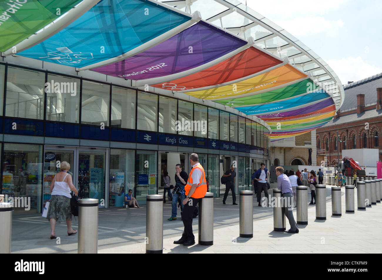 Kings cross london canopy hires stock photography and images Alamy