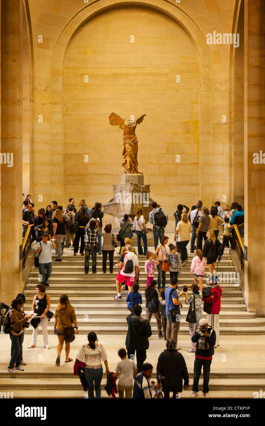 The winged victory of samothrace louvre paris hires stock photography