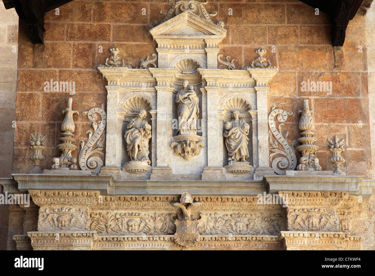 Spain, Andalusia, Granada, church, architecture detail, statues, Stock Photo