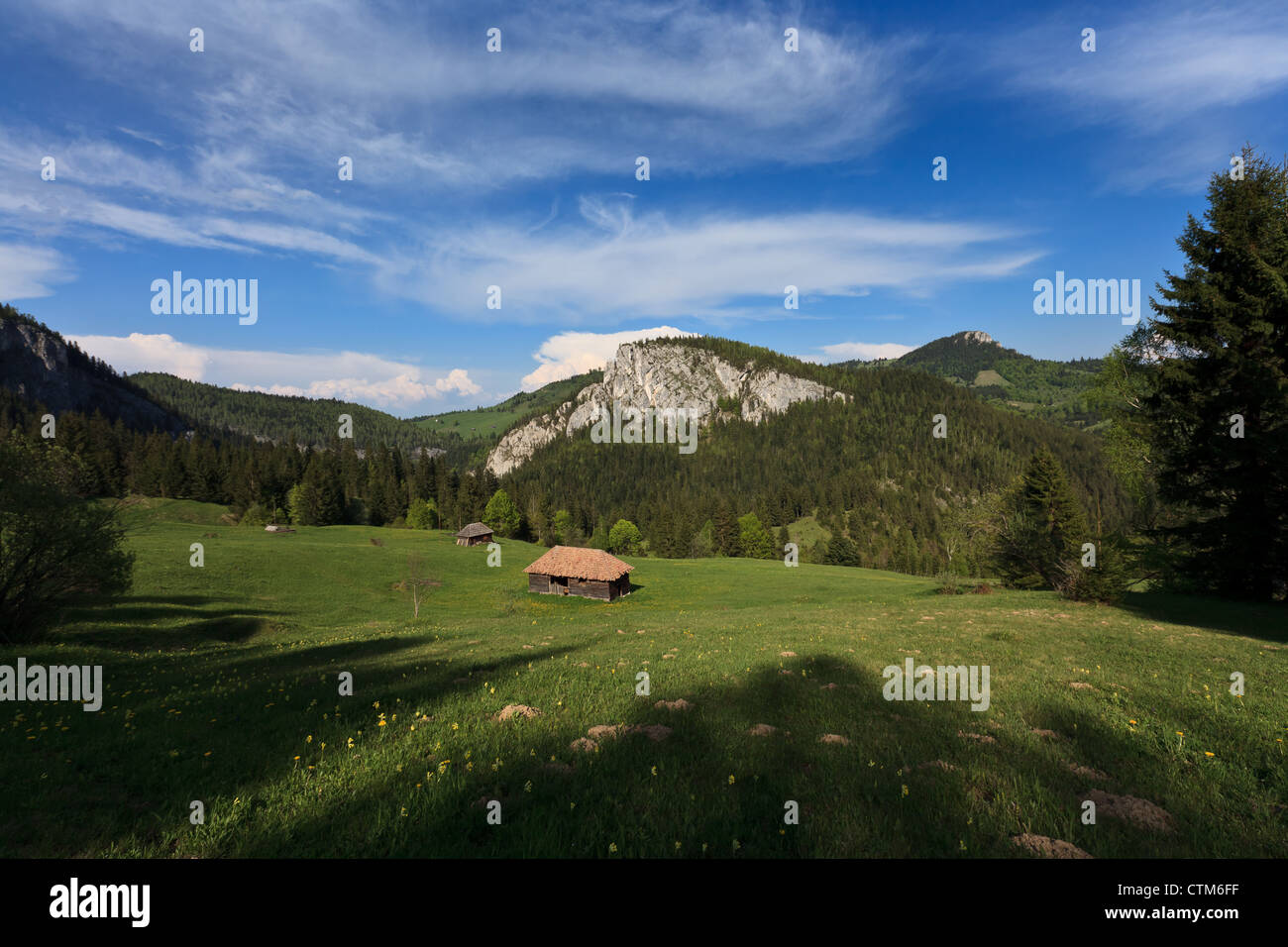 Rustic summer house houses hi-res stock photography and images - Alamy