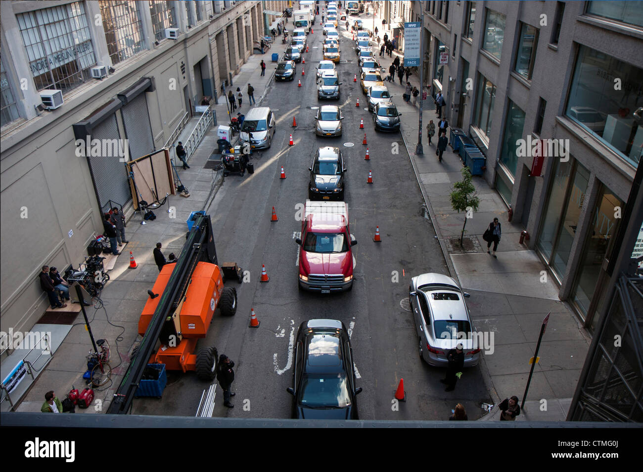 Busy street with traffic in New York city Stock Photo Alamy