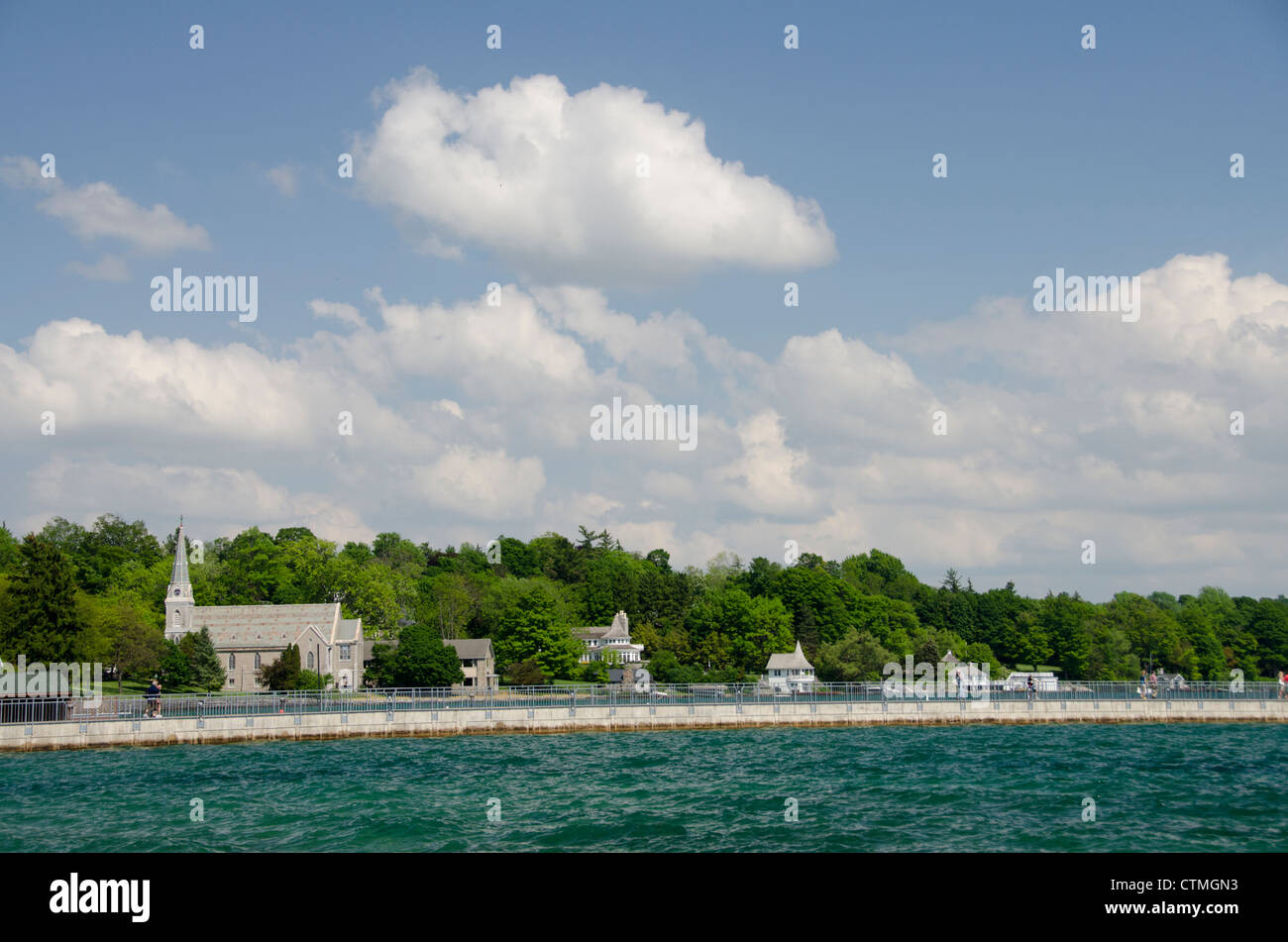 New York, Skaneateles. Skaneateles Lake, one of the Finger Lakes in