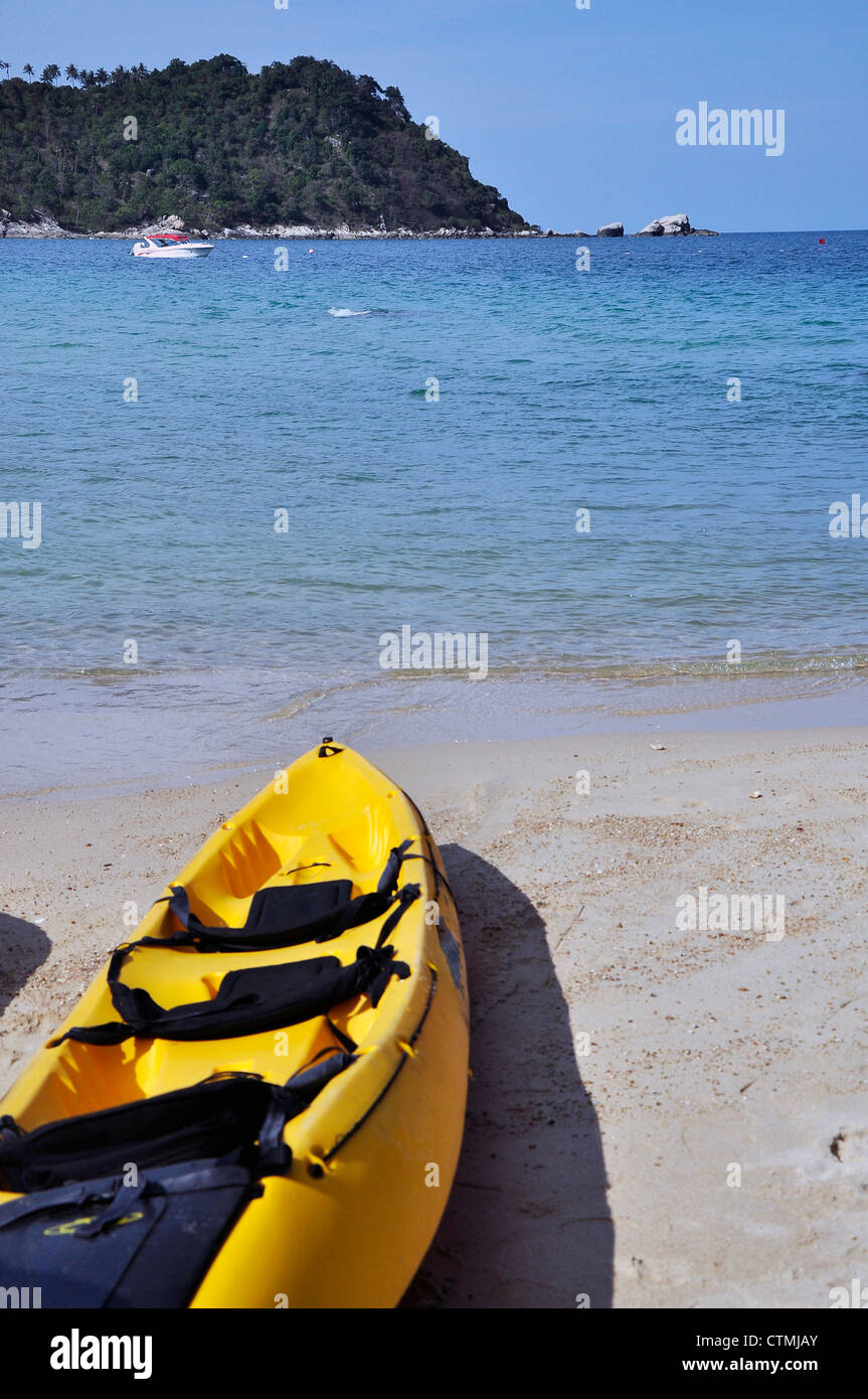 Kayak on the beach Stock Photo - Alamy