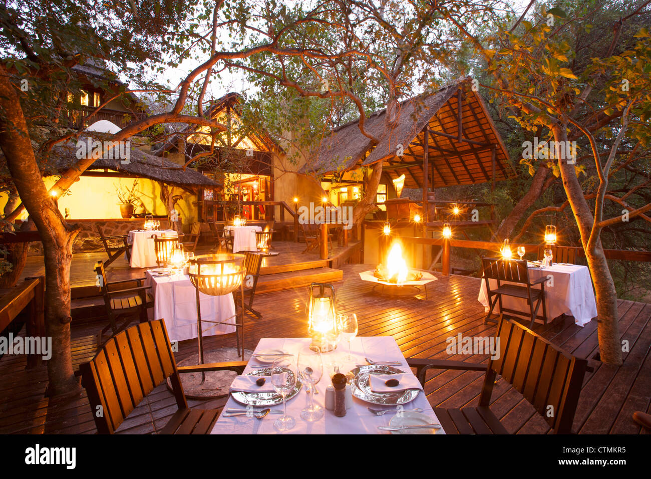 An outdoor dinning area, Pondoro Game Lodge, Balule Private Nature