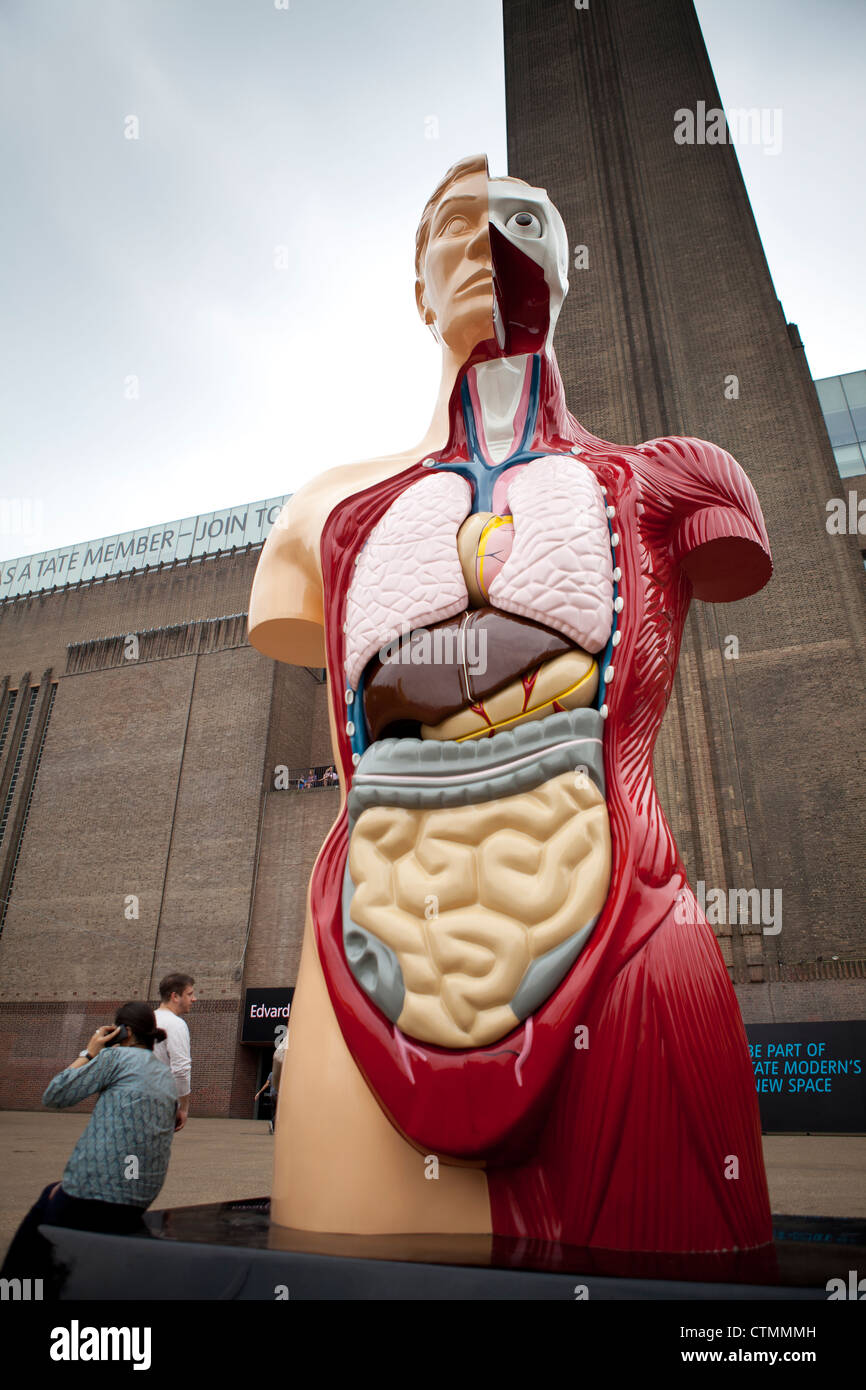Sculpture outside the Tate Modern art gallery. London, UK Stock Photo