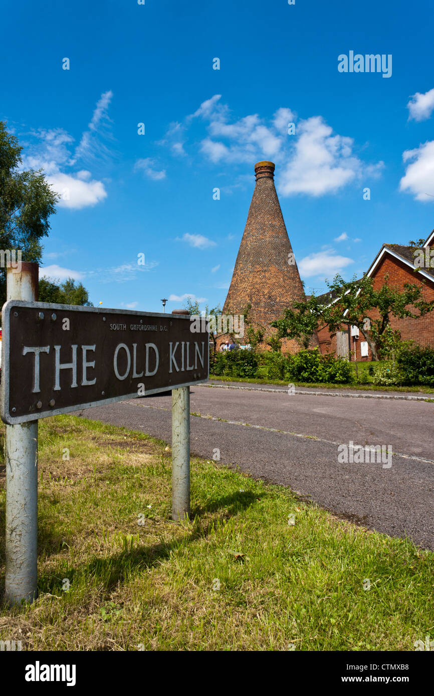 Pottery kiln at Nettlebed in Oxfordshire with street sign "The Old Kiln