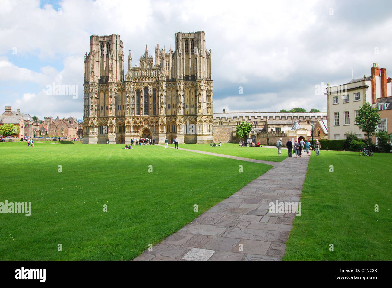 Wells Cathedral and Cathedral Green, Somerset UK Stock Photo Alamy