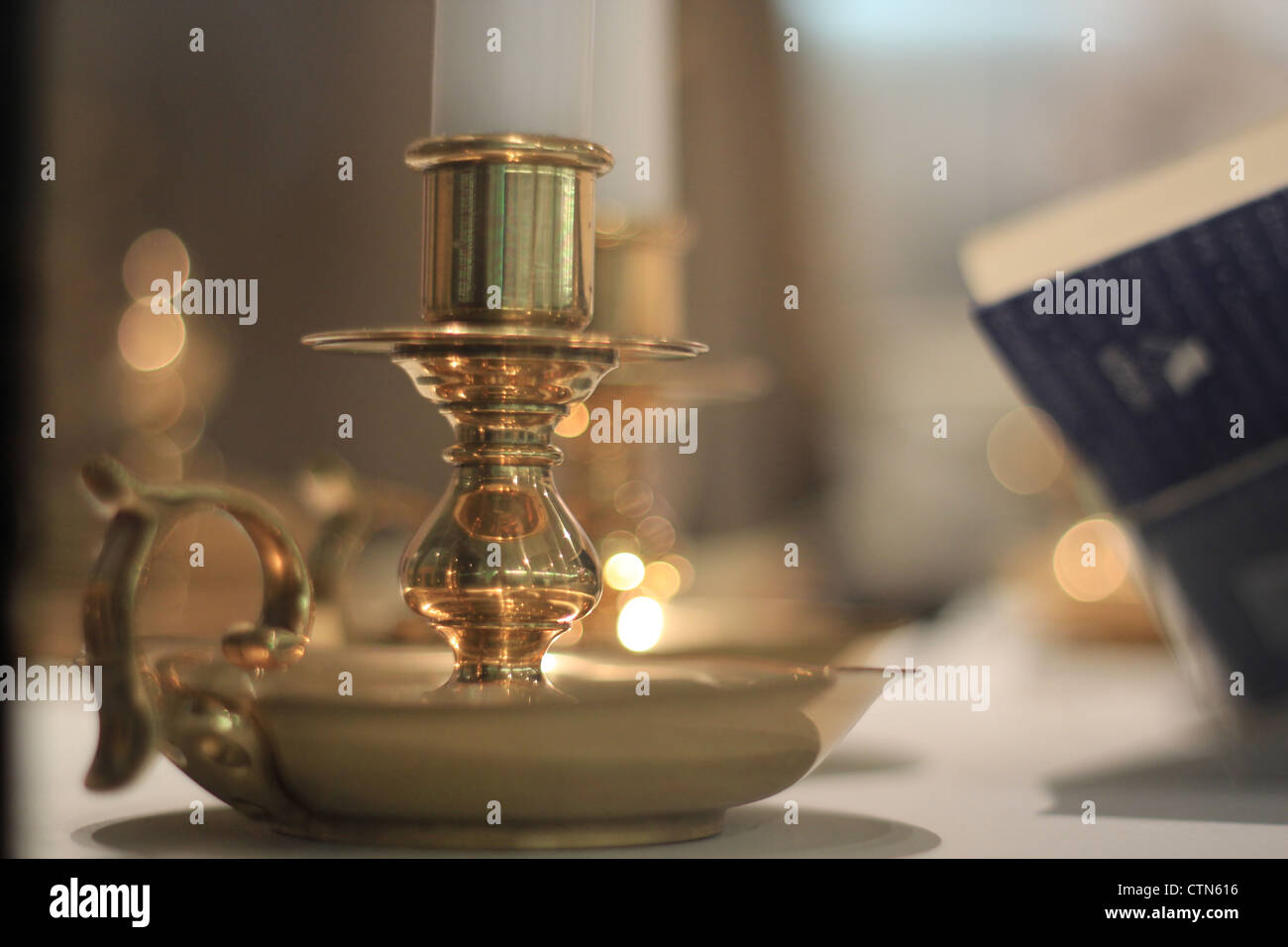 Gold candle hires stock photography and images Alamy