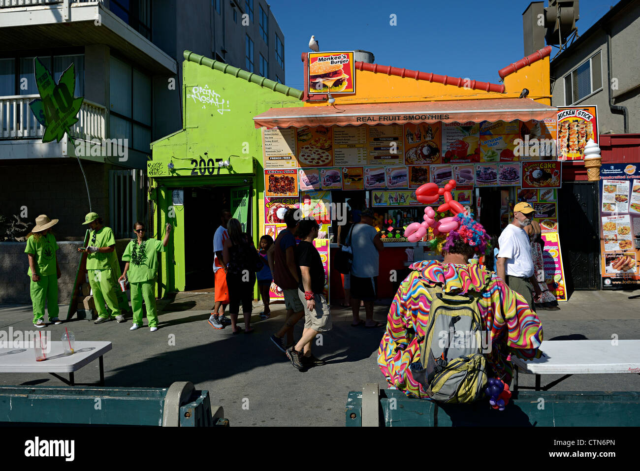 venice beach boardwalk Stock Photo - Alamy