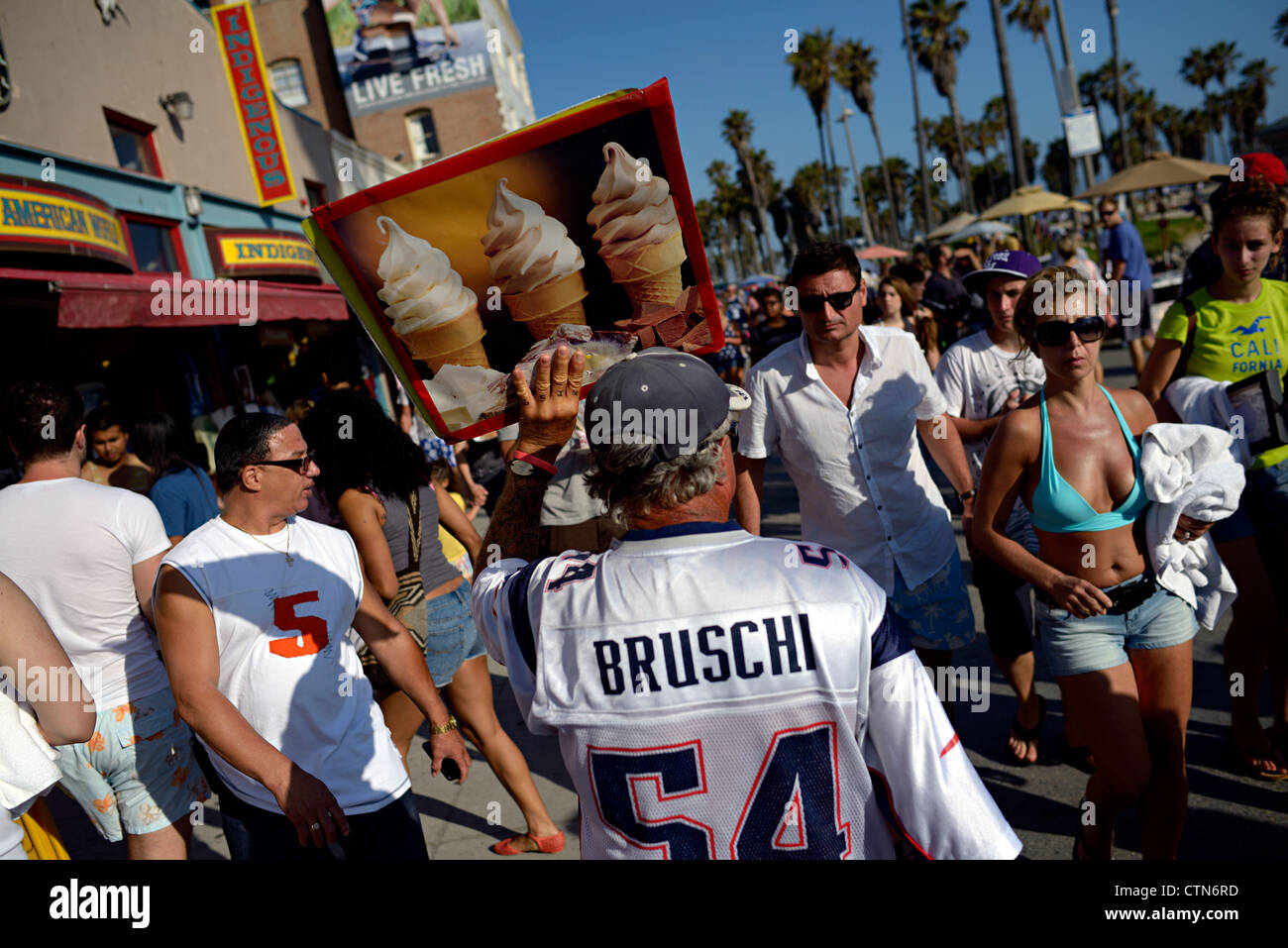 venice beach boardwalk Stock Photo - Alamy