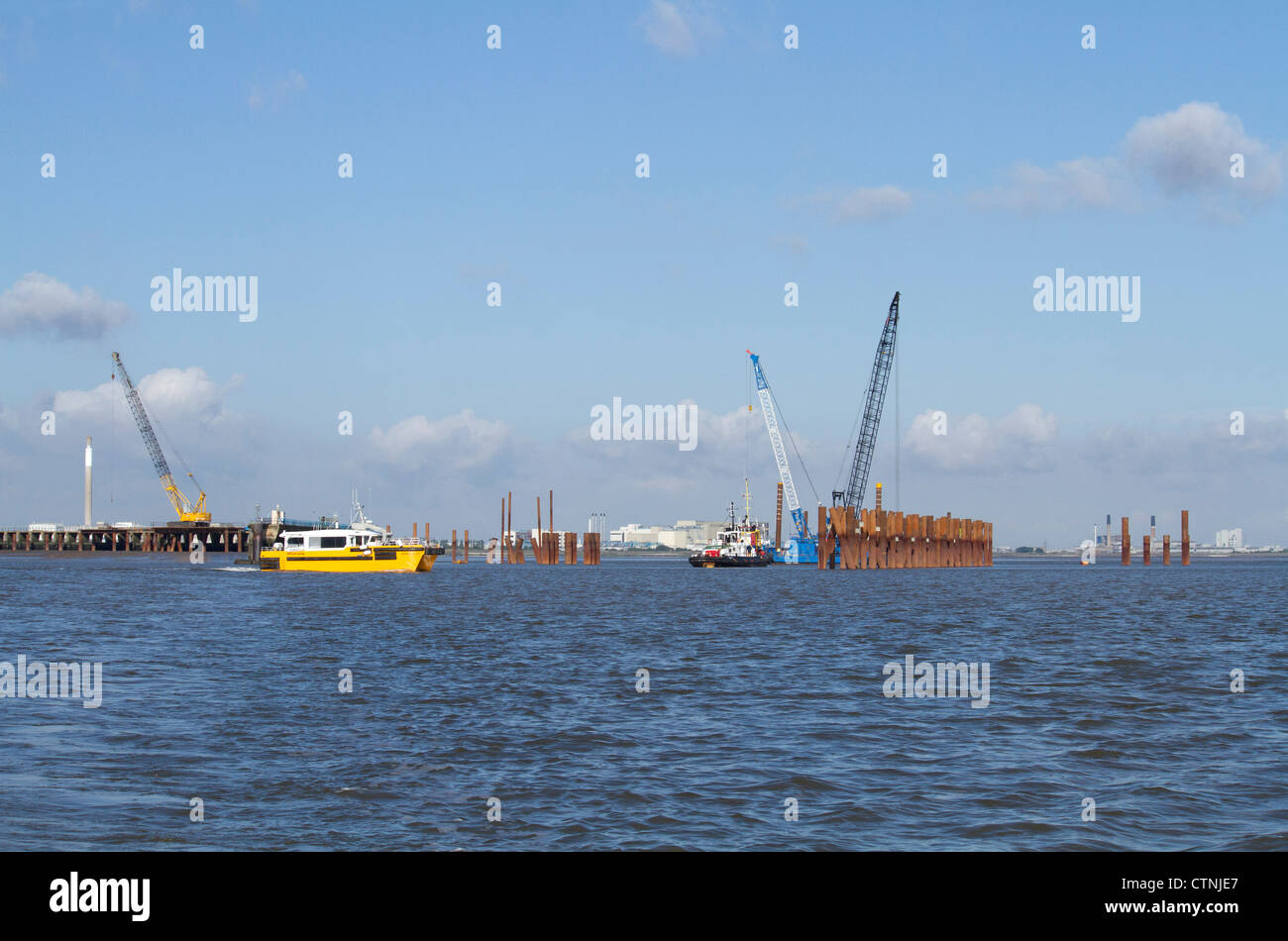 NEW HOLLAND TO HULL FERRY Stock Photo Alamy