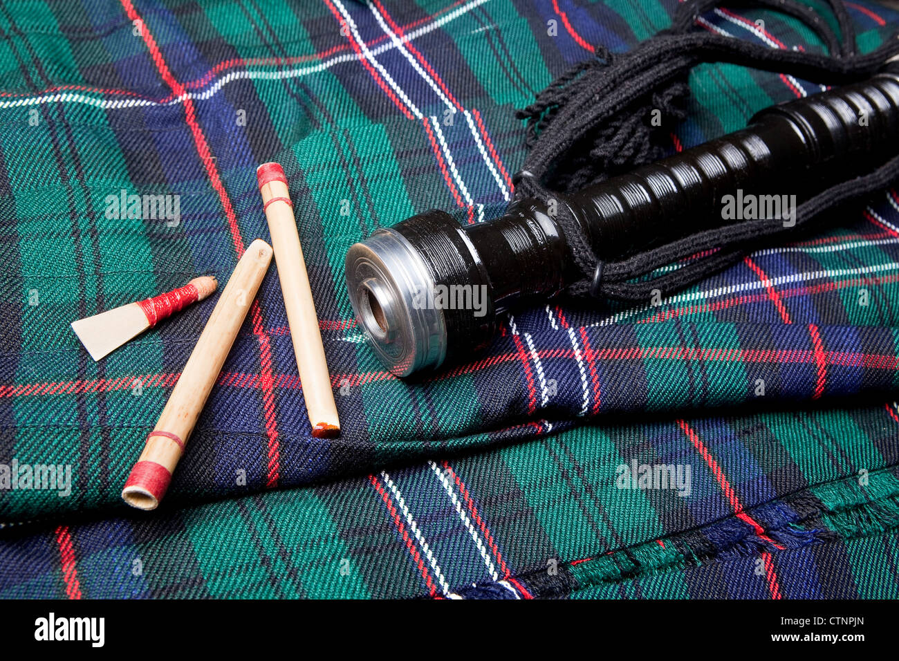 Kilt and bagpipes hires stock photography and images Alamy