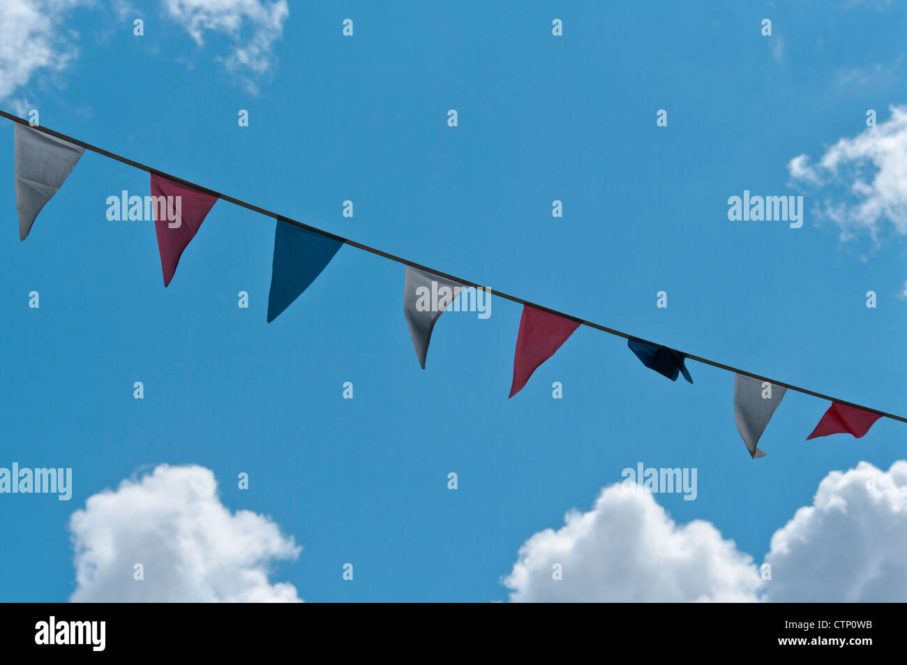 Red white blue bunting hi-res stock photography and images - Alamy