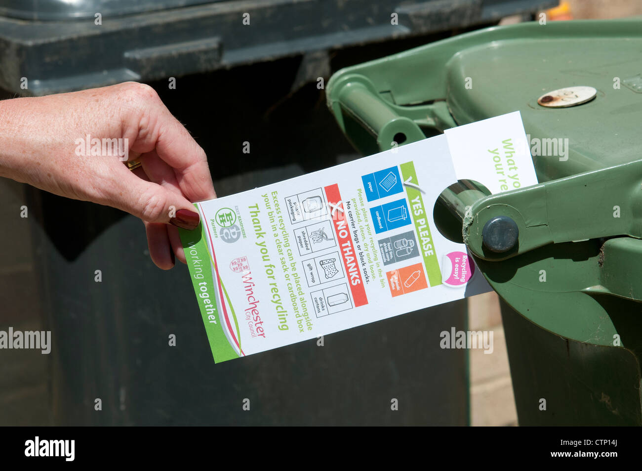 Recycling bin instructions for recyclables, what can & cannot be recycled in this household