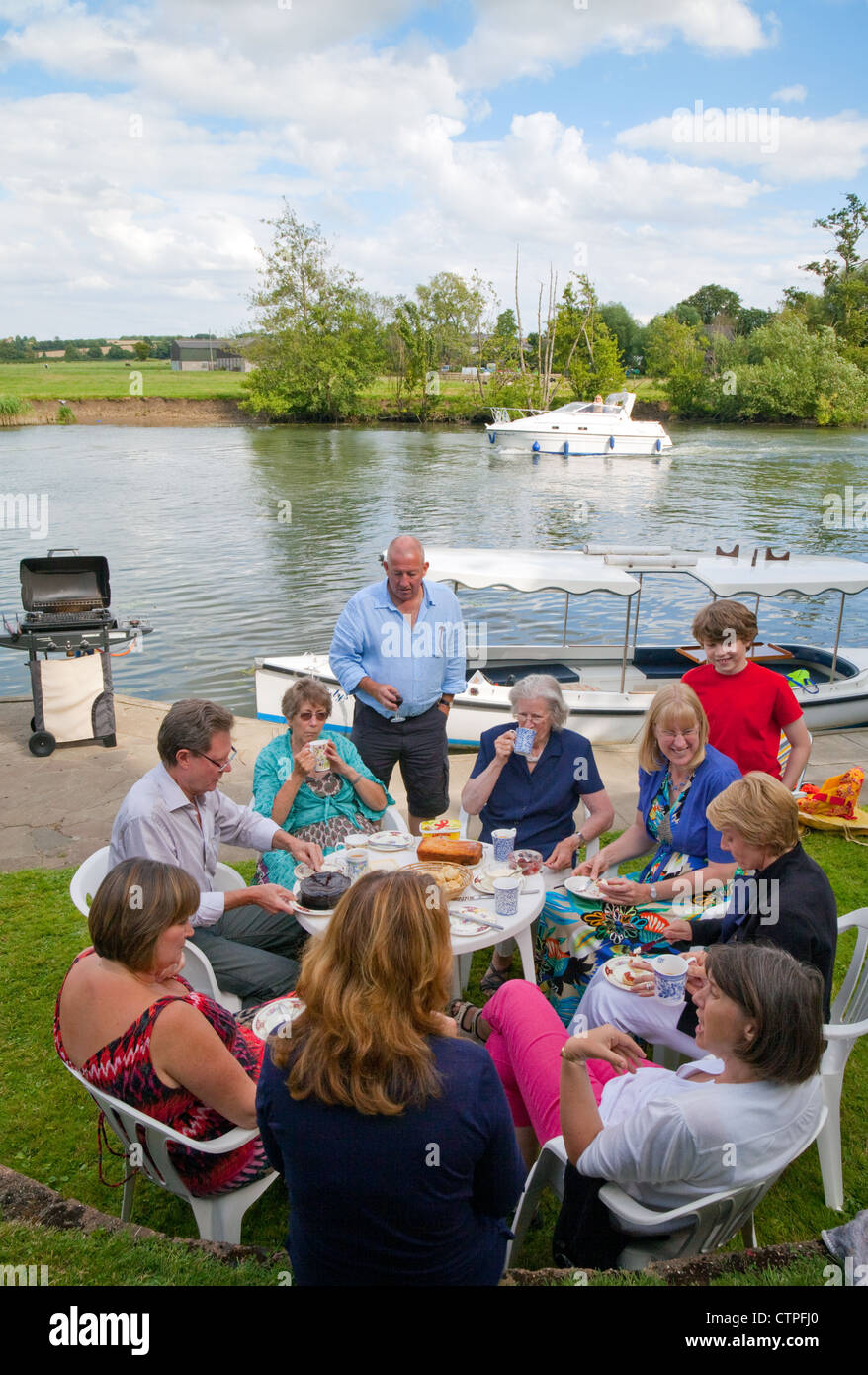 Bbq on outlet the river