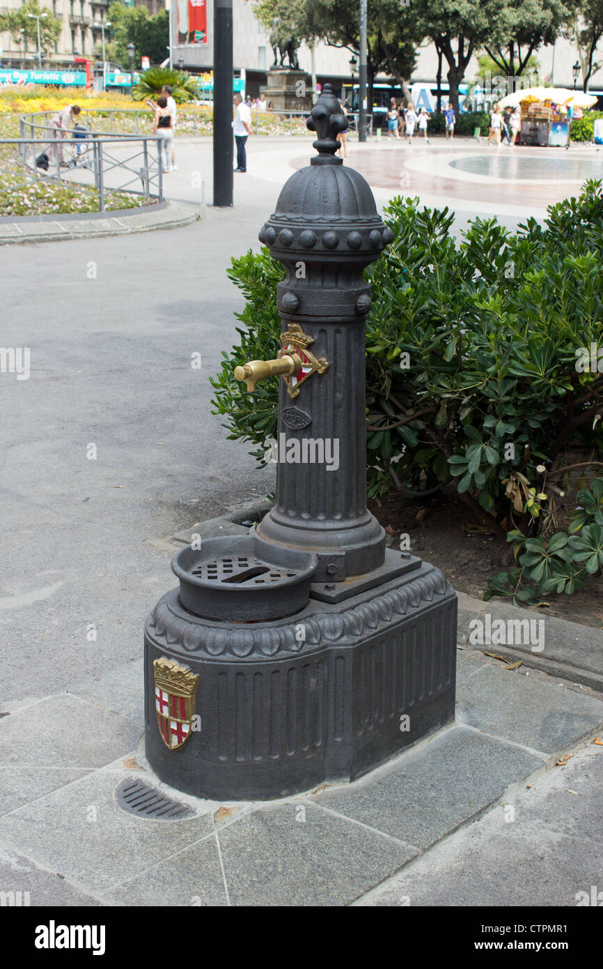 Drinking fountain in Barcelona Stock Photo Alamy