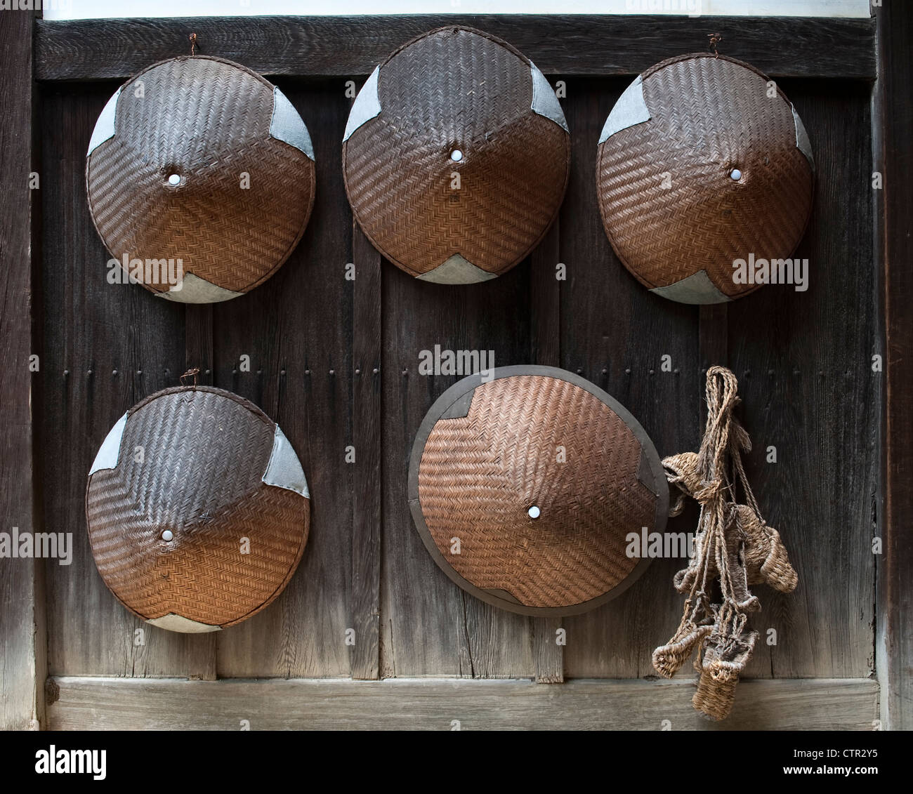 Japanese rice straw rope High Resolution Stock Photography and Images ...