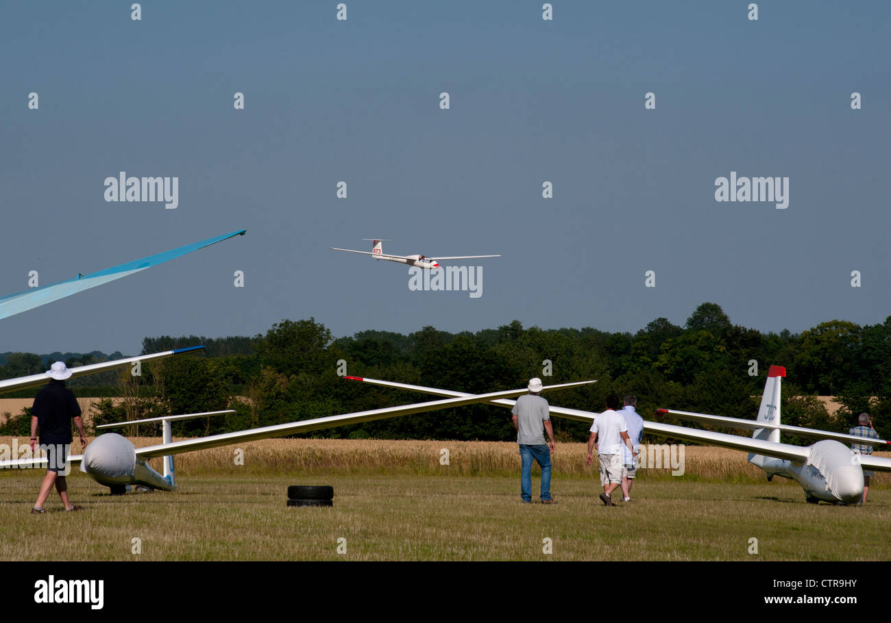 UK Club Class Gliding Championship Competition, Gransden Airfield in