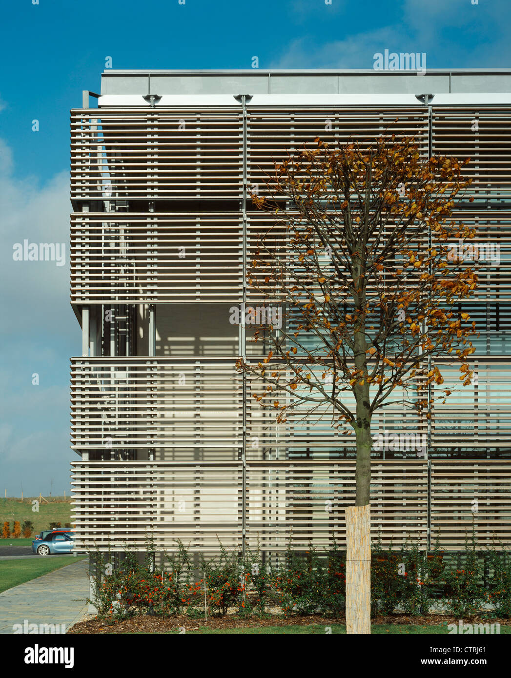 38000 ElysiumR Chair Launched at RollsRoyce Dealership in London