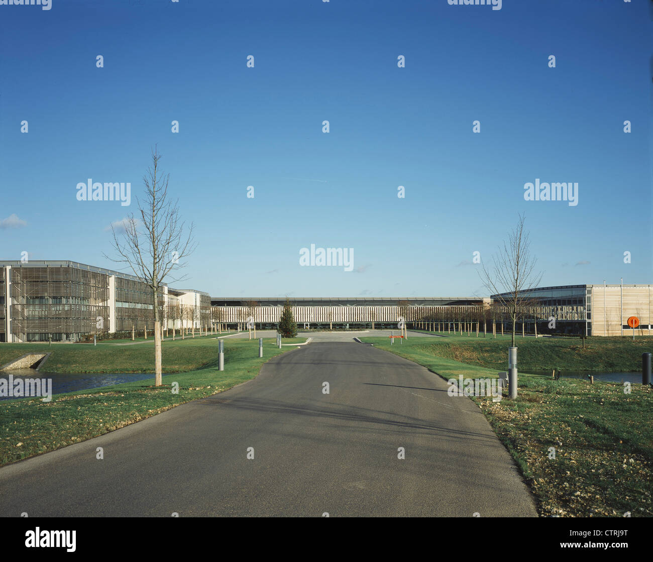 rollsroyce motor cars limited overall wide shot Stock Photo Alamy