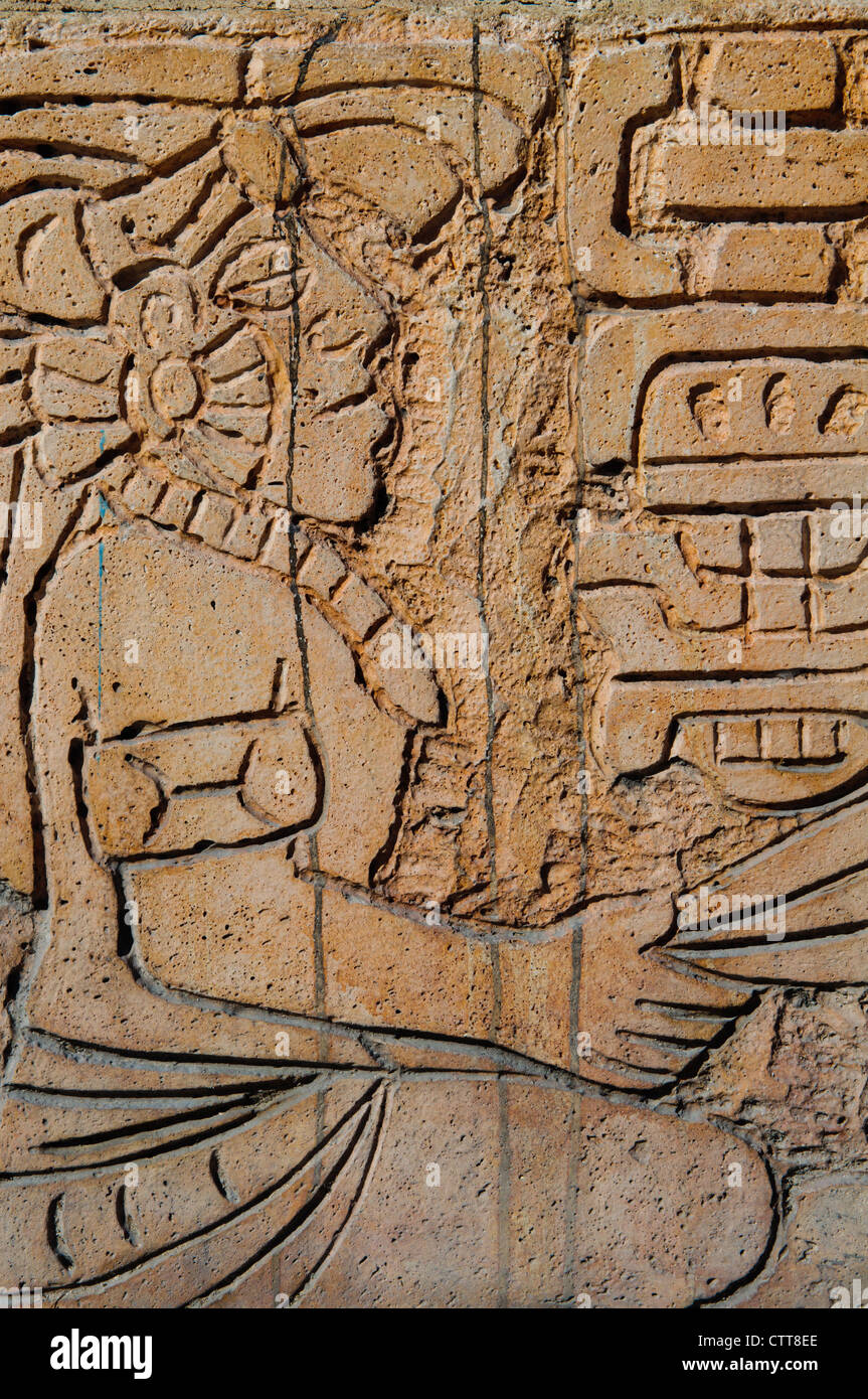 Mayan Warrior Statue Stock Photo - Alamy