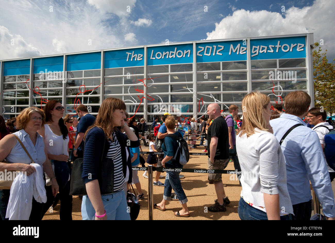 London 2012 Olympic Games - people queuing to enter London 2012 Megastore in Olympic Park Stock Photo