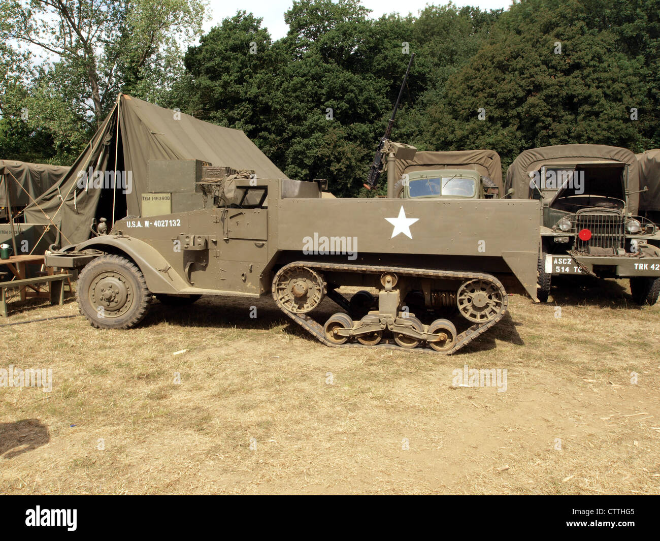 White halftrack usa hi-res stock photography and images - Alamy