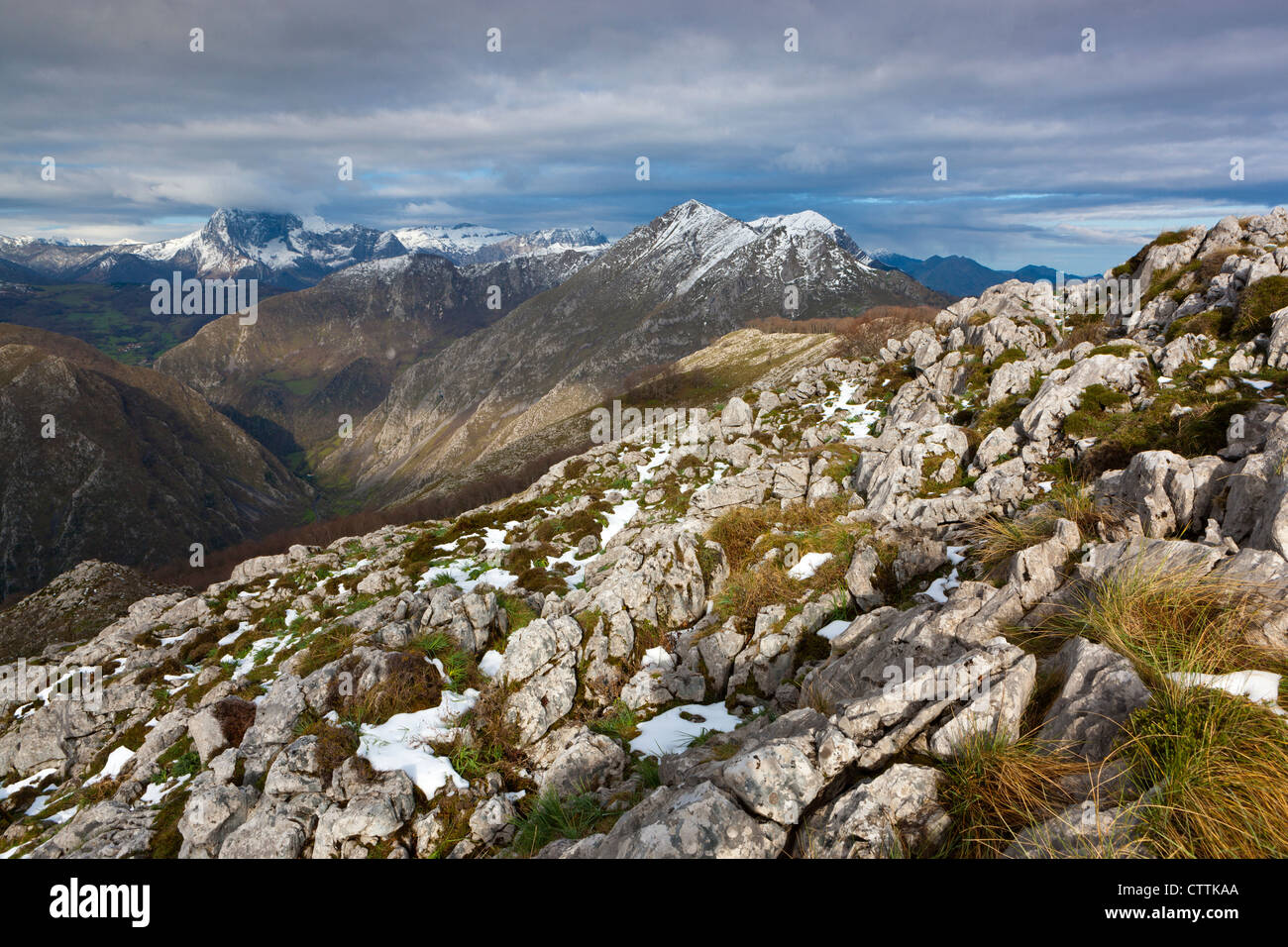 View from Picu'l Vasu on the western edge of the Picos Europa National Park near Amieva, Asturias, Spain Stock Photo