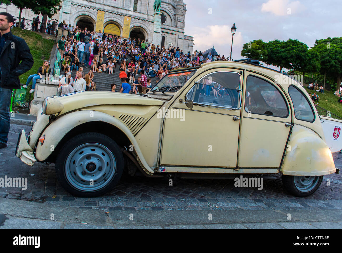 1970s paris france hi-res stock photography and images - Alamy 1970s paris france hi-res stock photography and images - Alamy