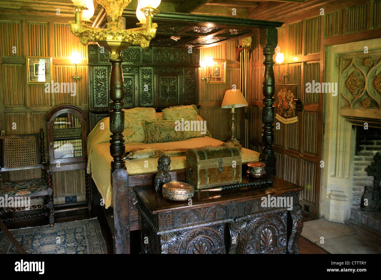 The Kings Bedroom at Athelhampton House Dorset Stock Photo Alamy