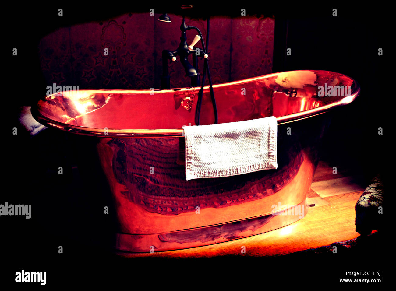 Victorian bathroom fittings hires stock photography and images Alamy