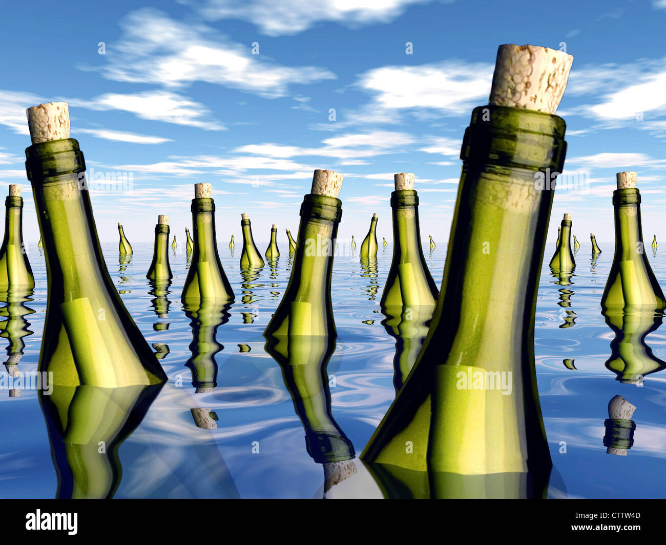 Viele Flaschenpost Flaschen schwimmen im Meer Stock Photo